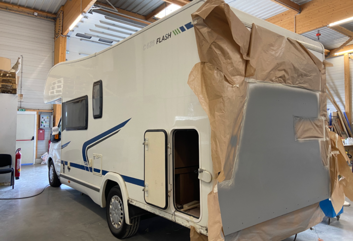 peinture panneau arrière camping car