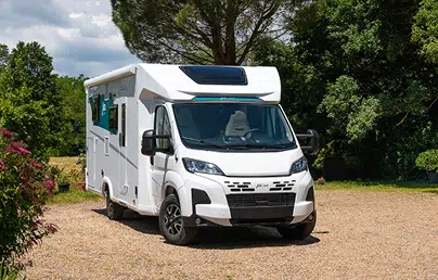 Stationnement des Camping-cars en France : que dit la loi en 2025 ?